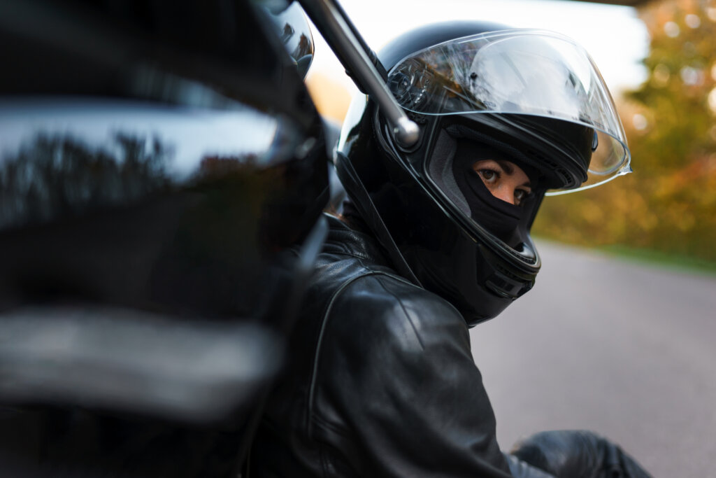 Équipement Anti-Froid Moto 2023 : Restez Chaud et Protégé pour l